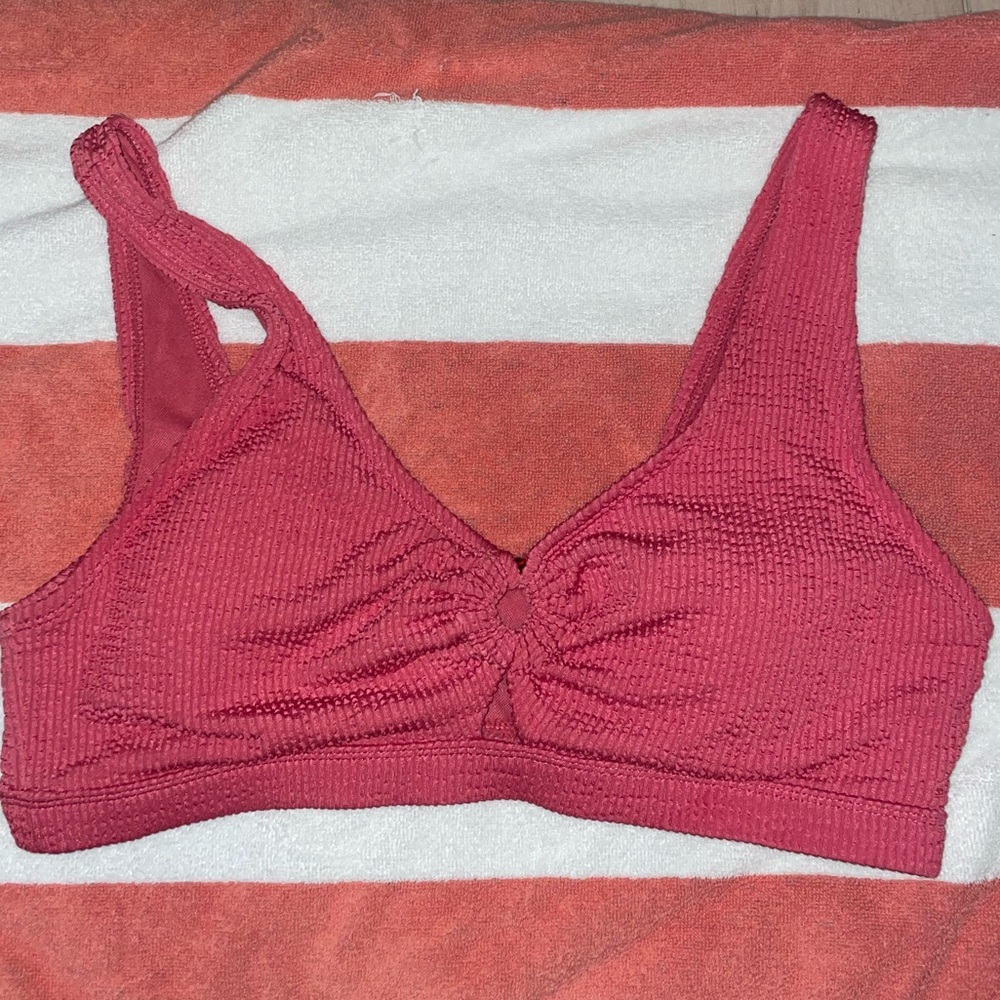 Pink bikini top